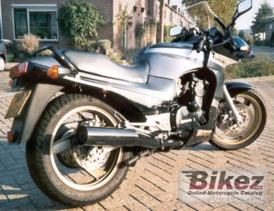 1992 Kawasaki GPZ 900 R photo